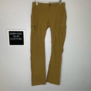 The North Face Women’s Khaki Cargo Pants Straight Leg Hiking Outdoor Size 4